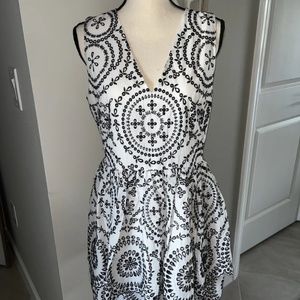 NWT Express Black White Eyelet Embroidered Flared Mini Dress Women's L
